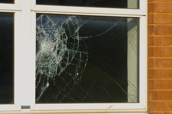 Broken Window Repair in Valencia