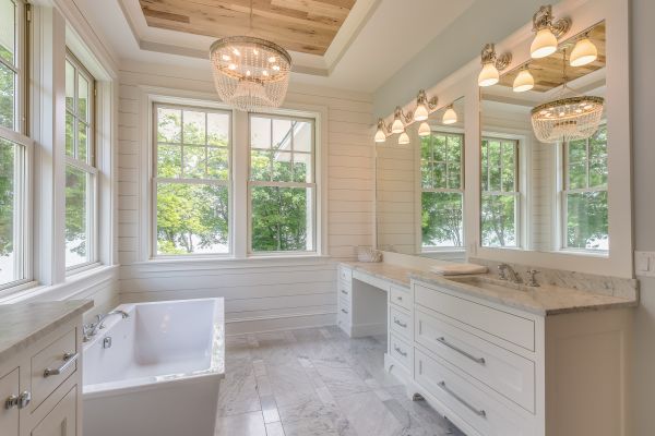 Cost of Bathroom Window Repair in Valencia