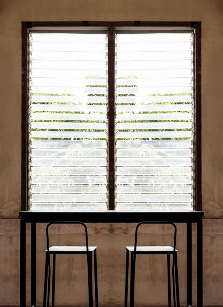 Cost of Louvre Window Repair in Valencia